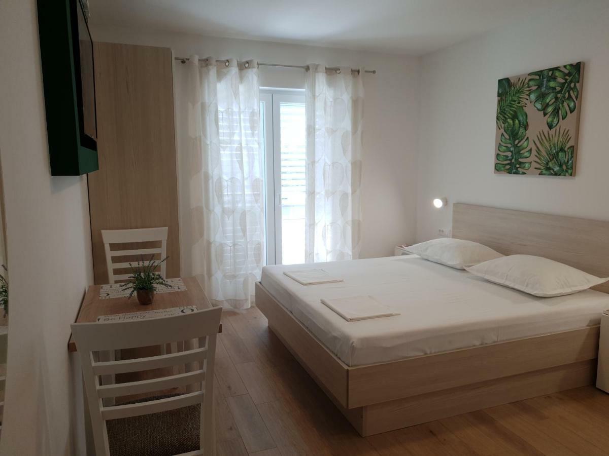 Guesthouse Dominovic ブレラ エクステリア 写真