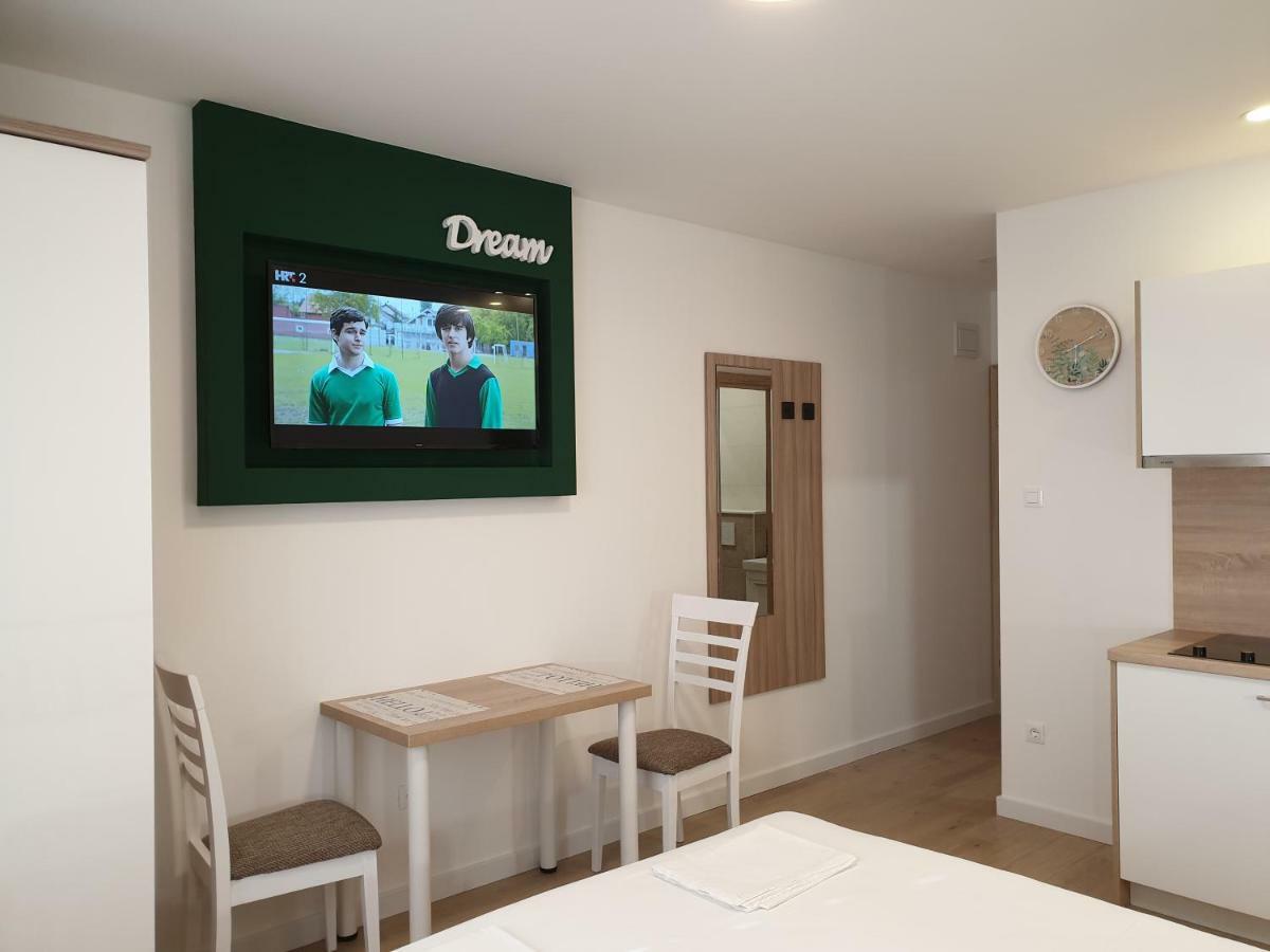 Guesthouse Dominovic ブレラ エクステリア 写真
